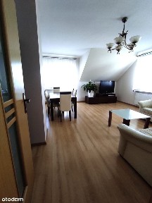 Duże, przestronne mieszkanie z garażem w centrum Gostynina.