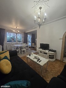 Dom na sprzedaż z lokalem uslugowo - handlowym.