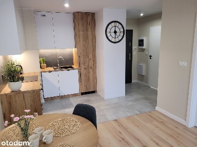 NOWOCZESNE M2, APARTAMENTY WRÓBLEWSKIEGO 21, MIEJSCE PARKINGOWE GRATIS