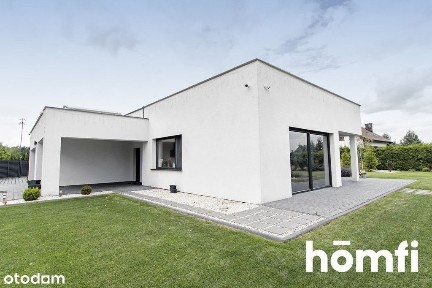 Nowoczesny parterowy dom z dużą działką