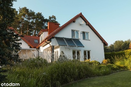 Na sprzedaż dwa przestronne domy na malowniczej dz