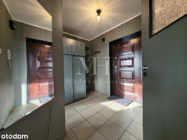 Mieszkanie przy głównej drodze miasta 1999r cegła