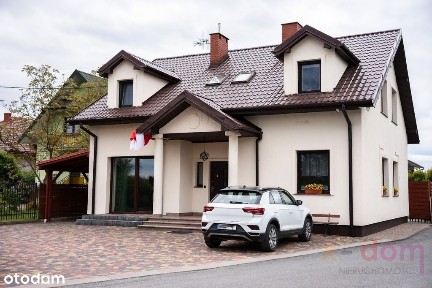 Przestronny Dom z Ogrodem-Kielce, Spokojna okolica