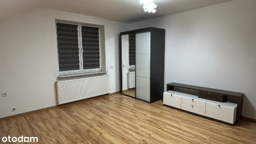 Wynajmę mieszkanie 3-pokojowe z tarasem i miejscem postojowym!