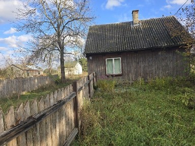 Dom z działką i budynki gospodarcze 100.tys
