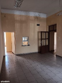 Tarnów - lok. o pow. 335,20 m2 + 2 garaże 48,05 (tor, plac parkingowy