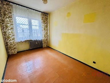 Mieszkanie trzypokojowe do remontu