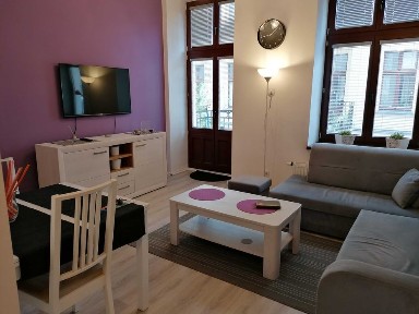 Mieszkanie 45m (salon z aneksem sypialnia) do wynajęcia Piramowicza 4