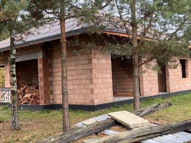 Dom w Bodziszkach - stan surowy otwarty, dachówka ceramiczna Röben