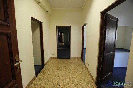 LOKAL 71 m2 do wynajęcia - ŚCISŁE CENTRUM - miejsce parkingowe w cenie