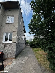 Dom na sprzedaż - Pabianice, ul. Żelazna (osiedle Karniszewice) 440 m²