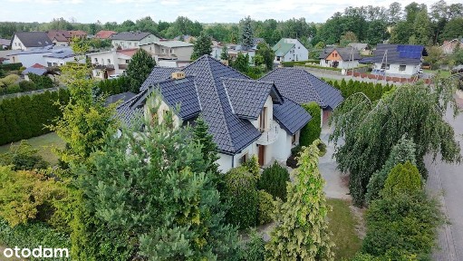 Dom jednorodzinny wykończony w wysokim standardzie. 260m,gotowy do zam