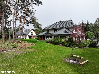 Rezydencja z prywatnym lasem - Nekielka