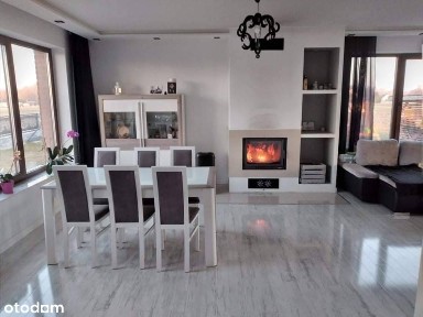 Nowoczesny dom z dużym ogrodem i tarasem - gotowy do wprowadzenia!