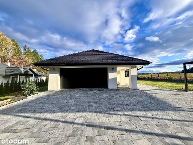 Nowoczesny, parterowy dom z 2025 r.