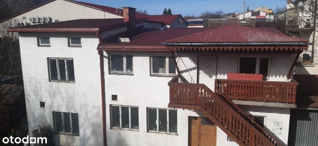 Przestronny dom z 1975 roku, 160 m² w mieście