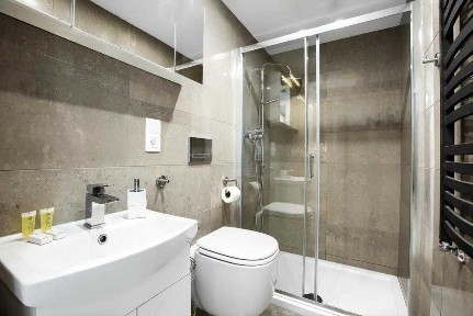 Centrum - dwa pokoje - 10 piętro - przy Kaskadzie - dobowo