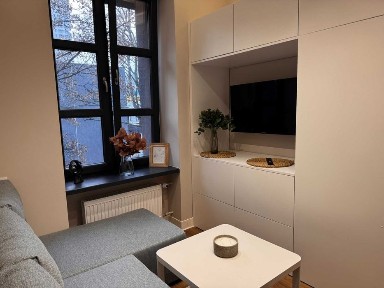 Przytulna Umeblowana Kawalerka w Samym Sercu Łodzi - Sienkiewicza 115