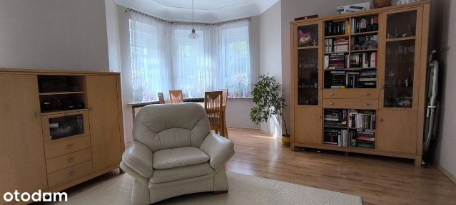 Jasne, przestronne mieszkanie 126 m² z garażem i ogródkiem