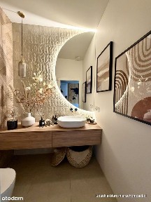 Komfortowy dom jednorodzinny z pięknym ogrodem