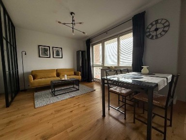 Warszawa, Ursynów, Rotmistrza Witolda Pileckiego 104