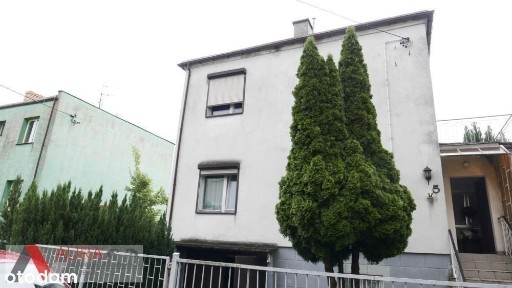 Wolnostojący dom w świetnej lokalizacji