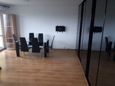 Mieszkanie 2 pokojowe z balkonem, 11 piętro. Batalionów Ch.