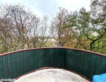 Kawalerka/31,30m2/ balkon/Niemcewicza/2000r