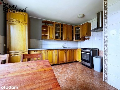 Przestronny dom dla rodziny lub pod inwestycję