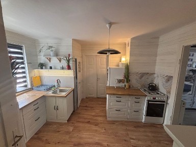 Duzy dom dla 2 rodzin lub pod inwestycje swietna lokalizacja os Promyk