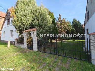 Dom z zabudową siedliskową na działce 1756 m2!