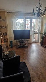 Sprzedam mieszkanie na koszarowej 3 z garażem!