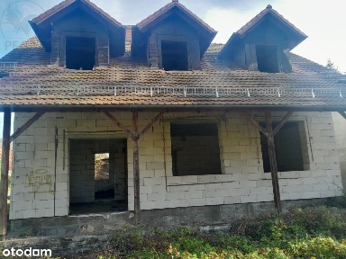 Dom wolnostojący w stanie surowym. Okazja