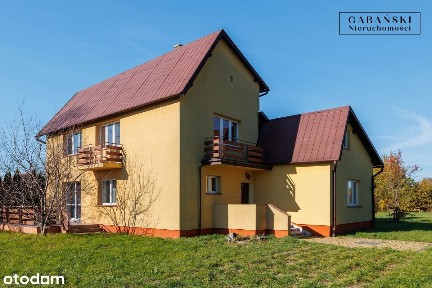 DOM RODZINNY Z DUŻĄ DZIAŁKĄ I TARASEM - BRZOZÓWKA