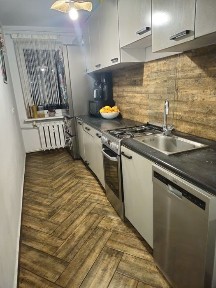 Mieszkanie 3 pokoje 56,4m2,3 balkony, świetna lokalizacja. Umeblowane.