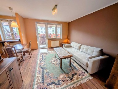 Duża kawalerka /35,5 m2/Piła/Zielona Dolina/Balkon/ I Piętro