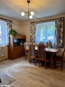 Pół domu z ogrodem/ osobne wejście,/Karłów