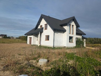 Dom 194m2 stan deweloperski Henrykowo