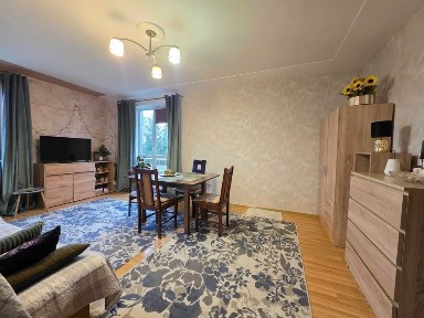 Przestronne 2 niezależne pokoje na sprzedaż 51m2/ II piętro Topola