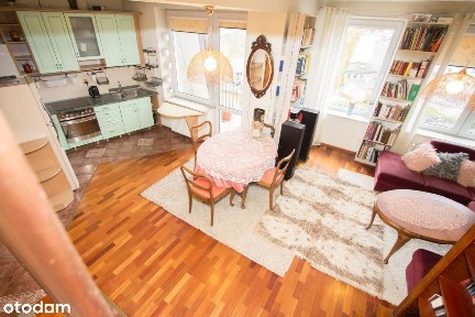 Dwupoziomowe mieszkanie w centrum miasta