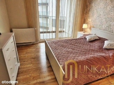 Czarna-2 pokoje-miejsce postojowe