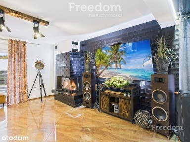 Dom z unikatowym wnętrzem i dużą przestrzenią