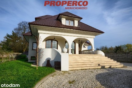 Dom 6 pokoi, 279,80m2, Stopnica.