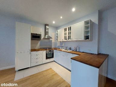 Centum Miasta | Po remoncie | Winda |Wysoki sufity