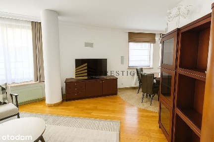 Do wynajęcia apartament w Alei Szucha od zaraz!