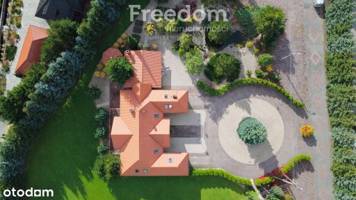 Reprezentacyjna posiadłość w Lubiczu Górnym