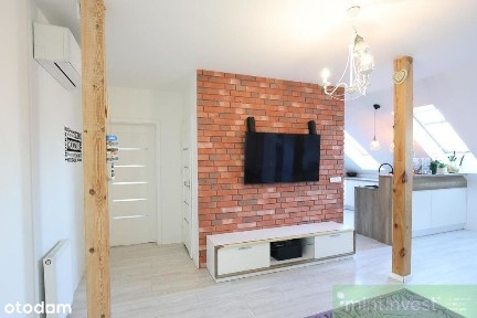 Góra domu z ogrodem