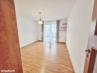 Mieszkanie z dużym balkonem na Osiedle Bajkowym