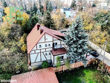 Przestronny dom z garażem i poddaszem do aranżacji