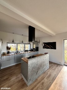 Nowoczesny dom 262,95 m² w otoczeniu lasu - cisza, przestrzeń i natura